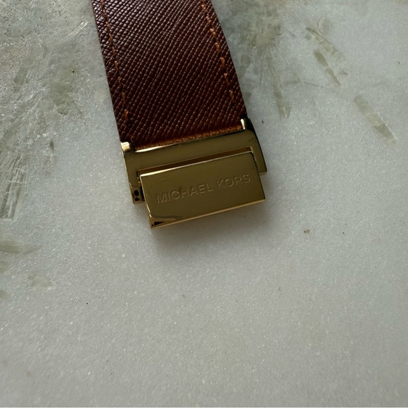 Michael Kors Gold and Brown Men's Watch - Picture 4 of 10